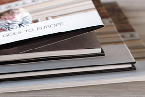 Anniversary photo books customization options Anniversary photo books customization options